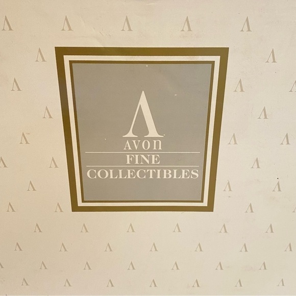 M. I. hummel crystal 1996 collectors angel & baby jesus plate avon products - Picture 12 of 14